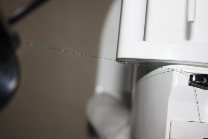 how to keep metallic thread from breaking